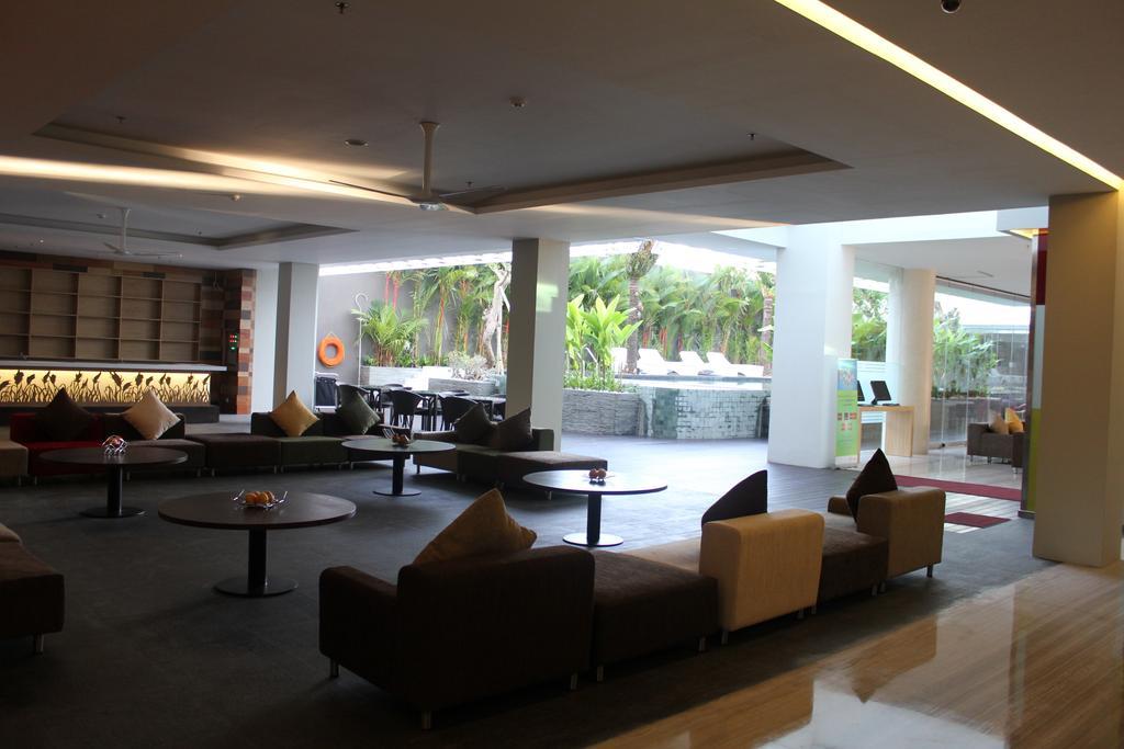 Fairfield By Marriott Bali Kuta Ngurah Rai Kuta Lombok Exterior foto