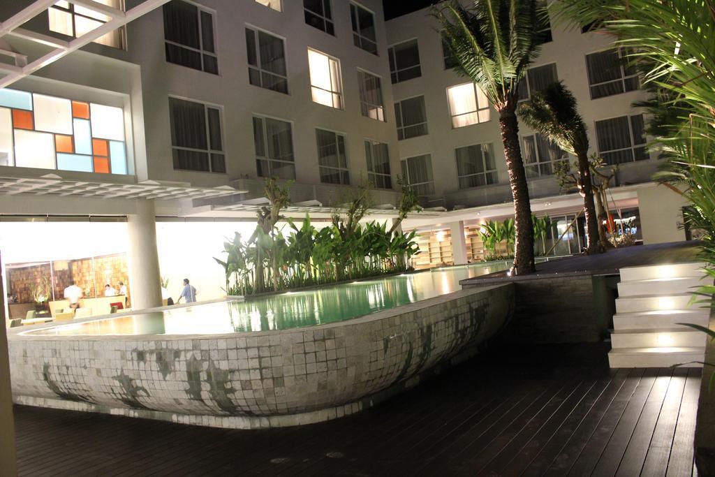 Harvestland Hotel Bali Kuta Lombok Exterior foto
