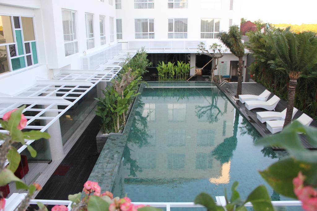 Fairfield By Marriott Bali Kuta Ngurah Rai Kuta Lombok Exterior foto
