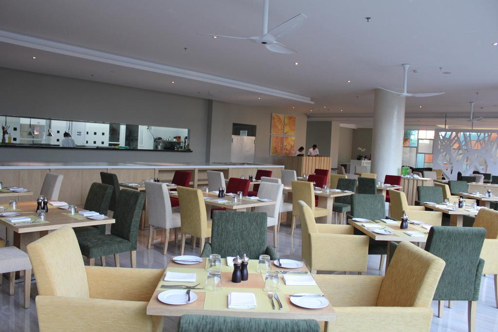 Hotel Fairfield By Marriott Bali Kuta Ngurah Rai Exterior foto